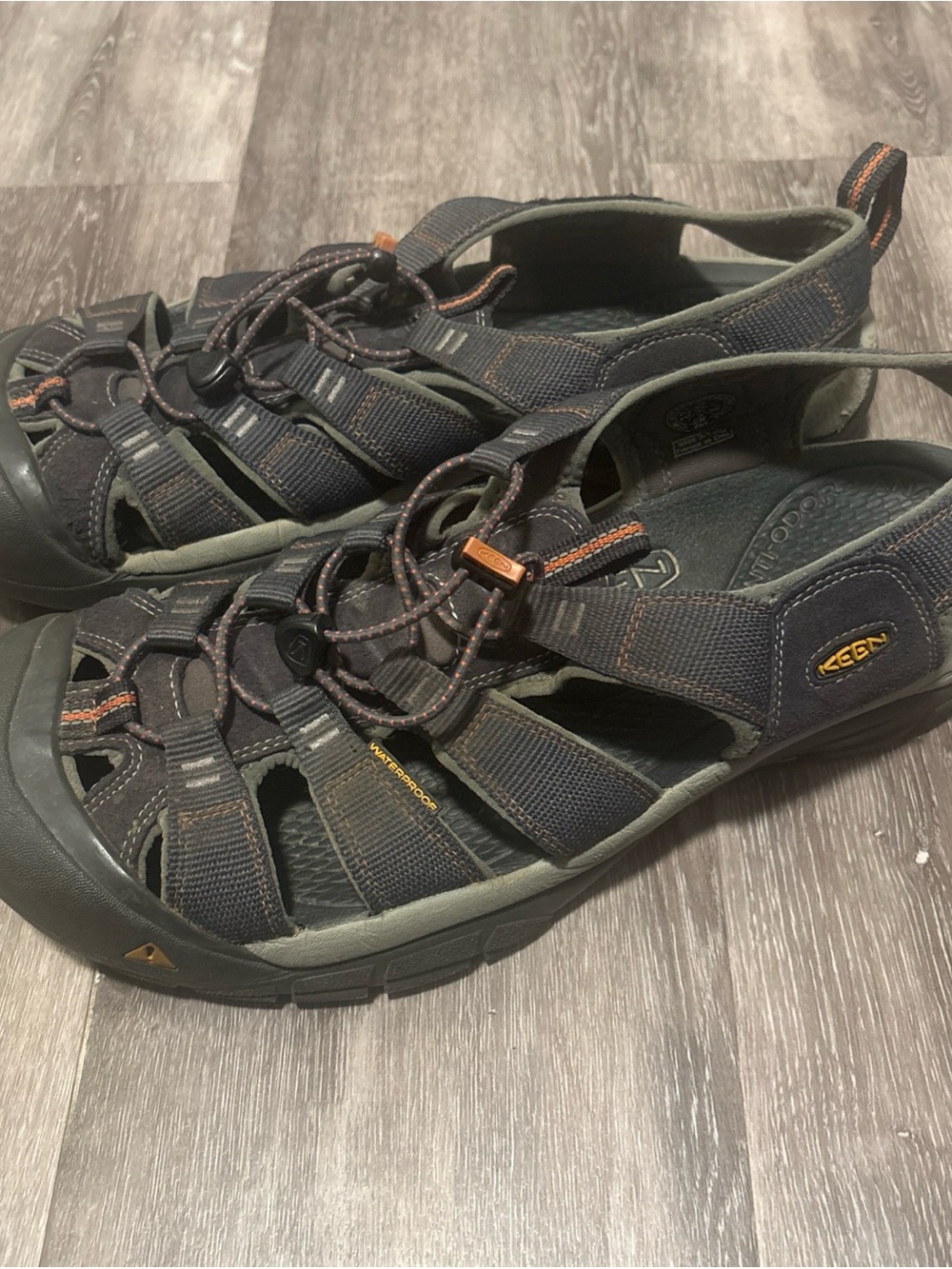 Keen Newport H2 Waterproof Sport Sandals Sz 14 Men Gray/Orange